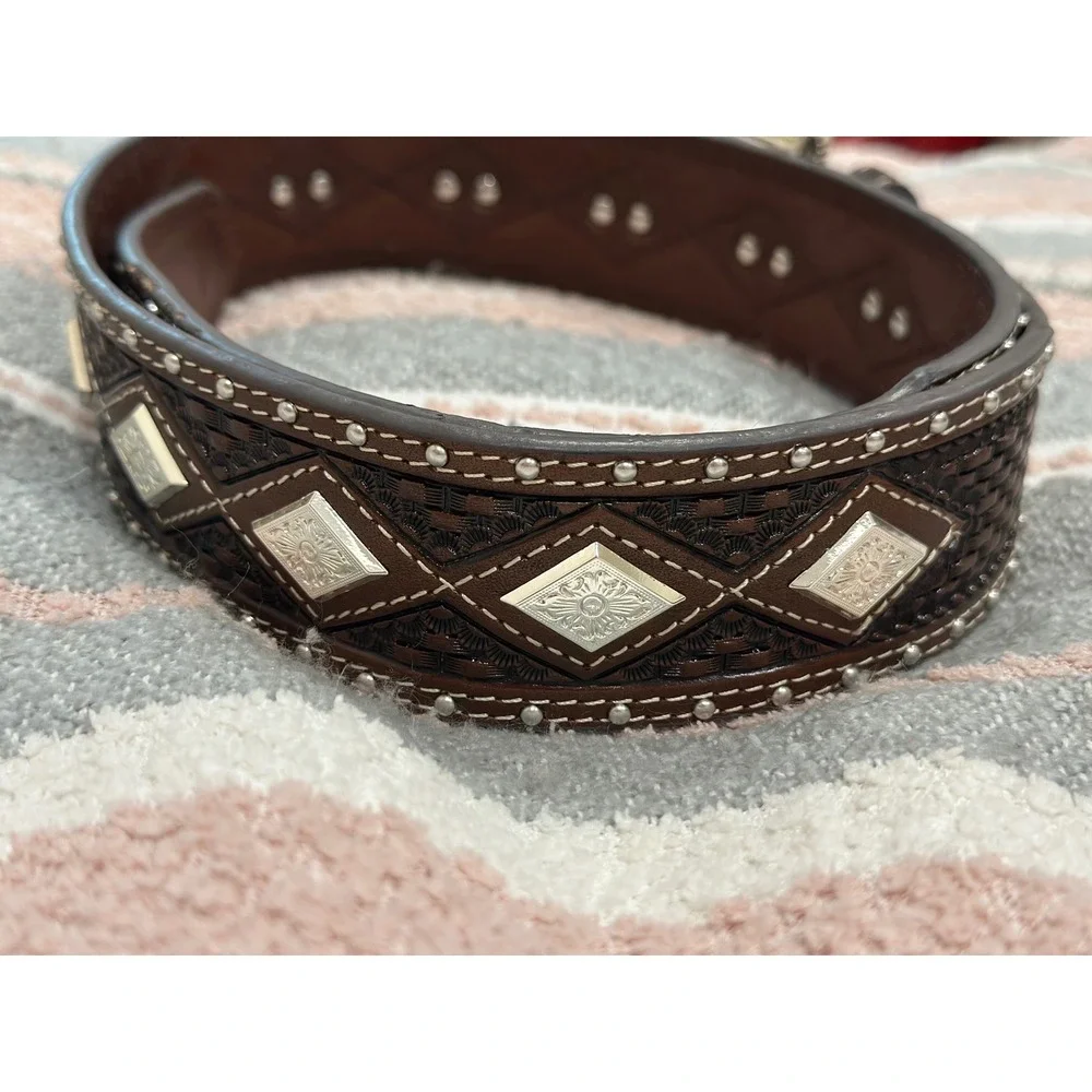 Cavendar's Genuine Leather Western Basketweave Belt Silver Concho Studded Sz 34